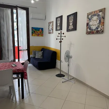 Apartament Star Esmeralda *